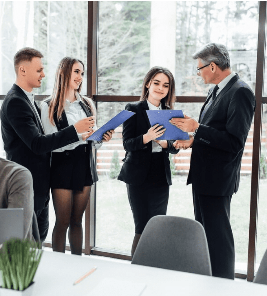 Freezone company formation in UAE